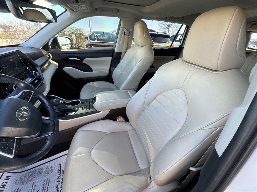 2022 Toyota Highlander XLE