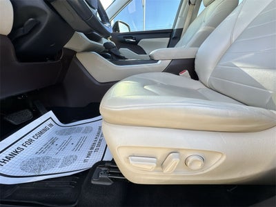 2022 Toyota Highlander XLE