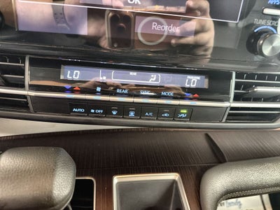 2024 Toyota Sienna LE 8 Passenger
