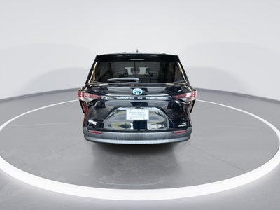 2024 Toyota Sienna LE 8 Passenger
