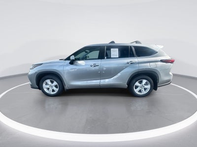 2023 Toyota Highlander Hybrid LE