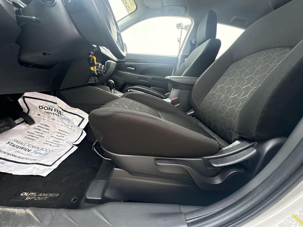 2025 Mitsubishi Outlander Sport Base