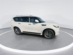 2023 INFINITI QX80 LUXE