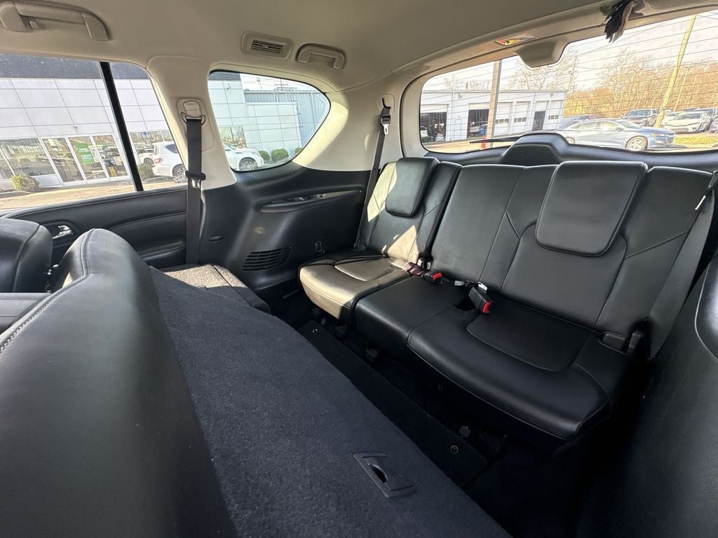2023 INFINITI QX80 LUXE