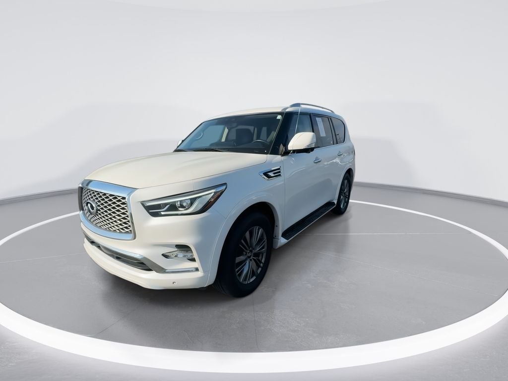 2023 INFINITI QX80 LUXE