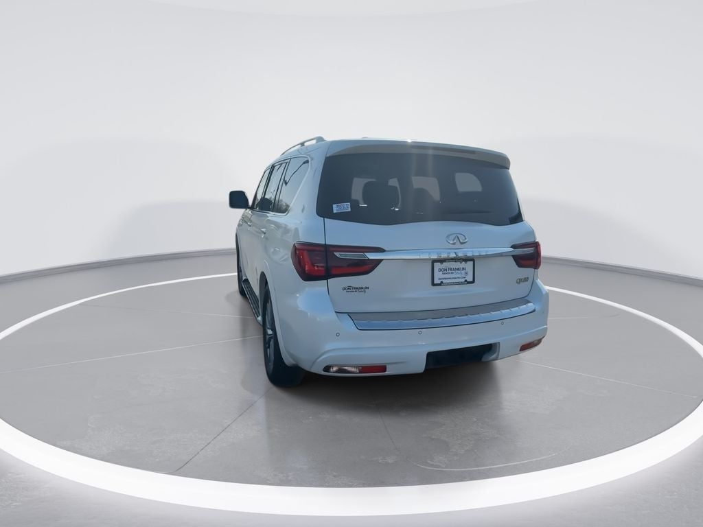 2023 INFINITI QX80 LUXE