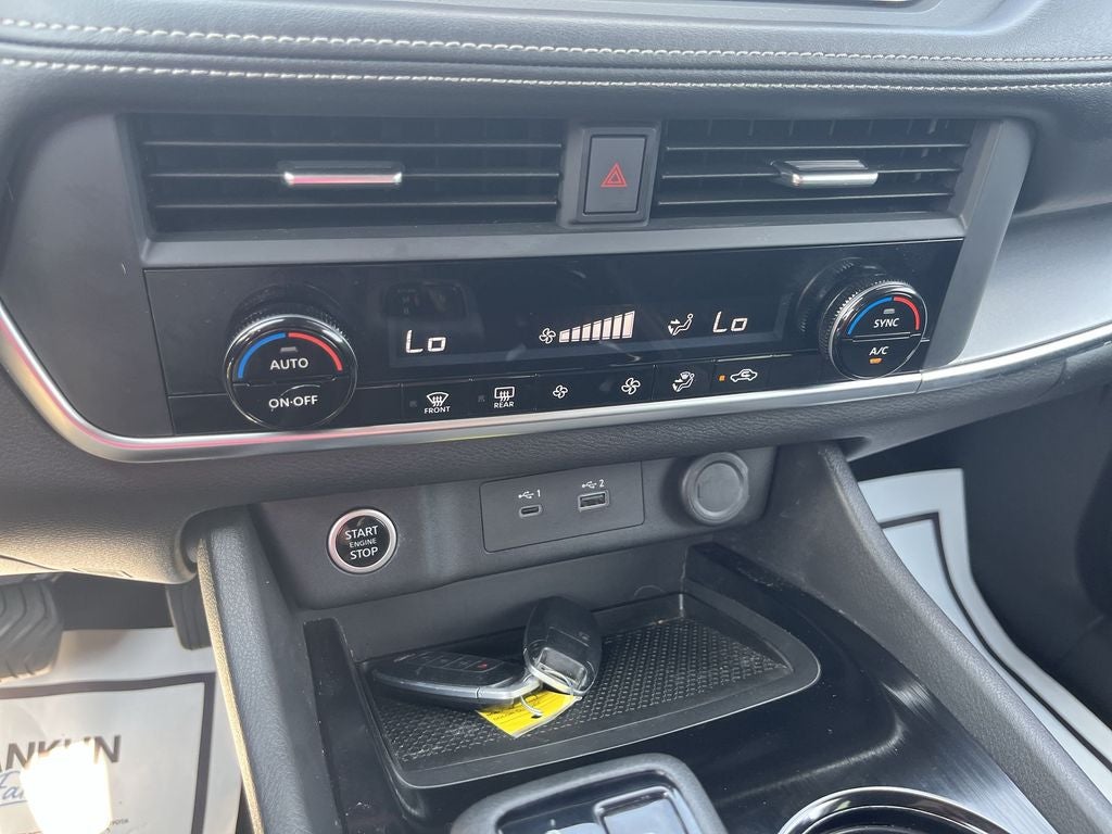 2023 Nissan Rogue SV