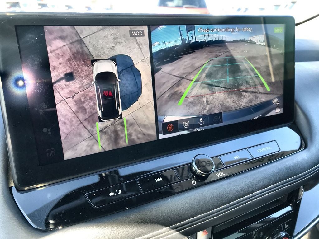 2025 Nissan Rogue SL