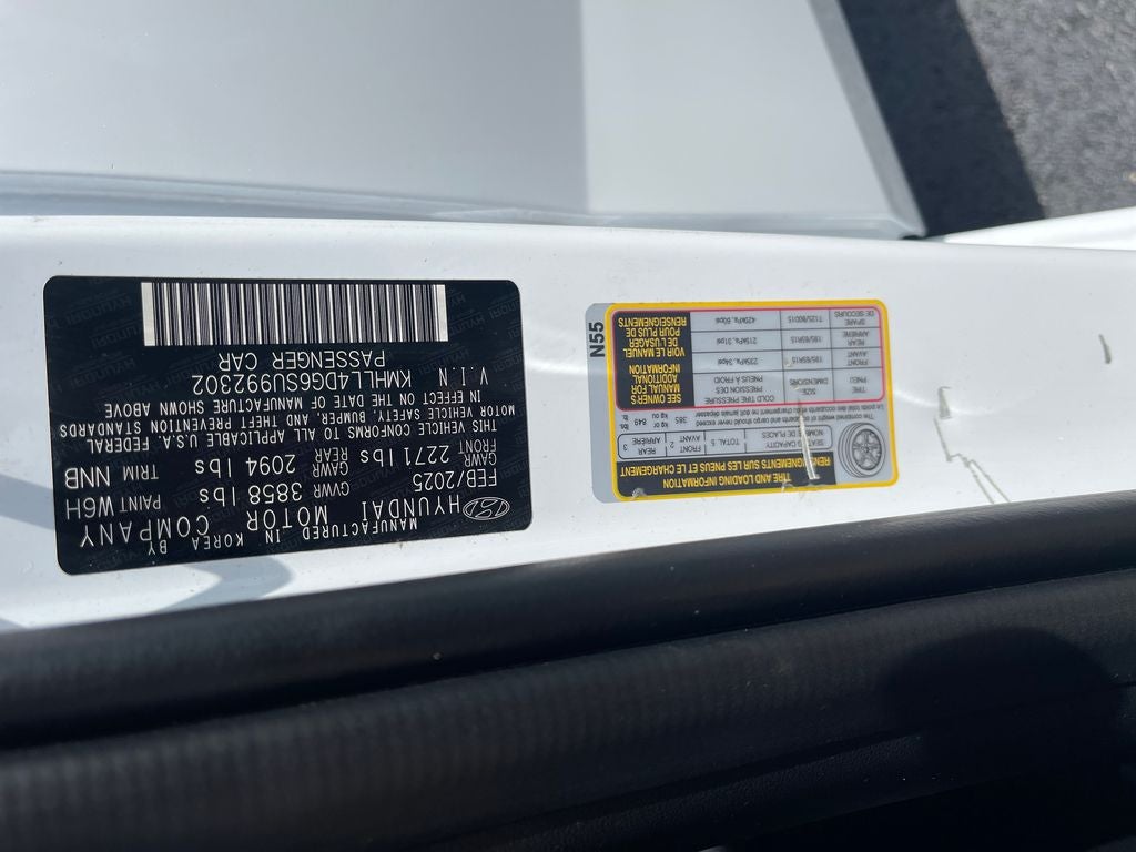 2025 Hyundai Elantra SE