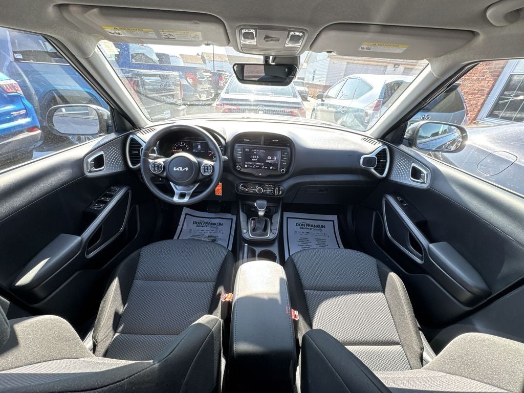 2022 Kia Soul LX