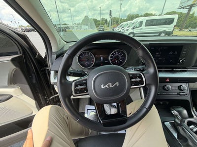 2024 Kia Carnival LX
