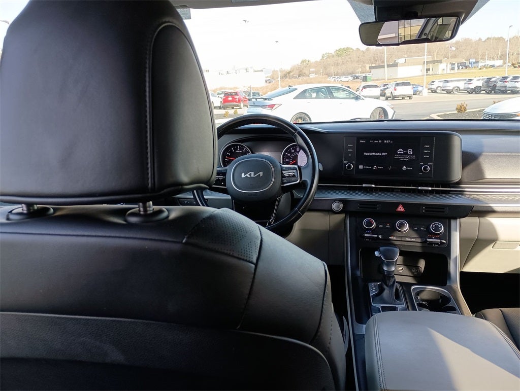 2022 Kia Carnival LXS