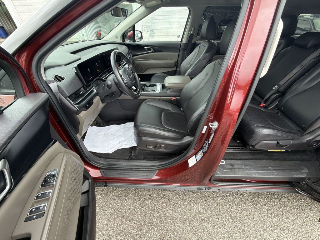 2025 Kia Carnival LXS