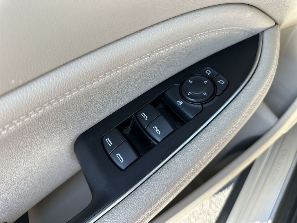 2018 Buick Regal Essence