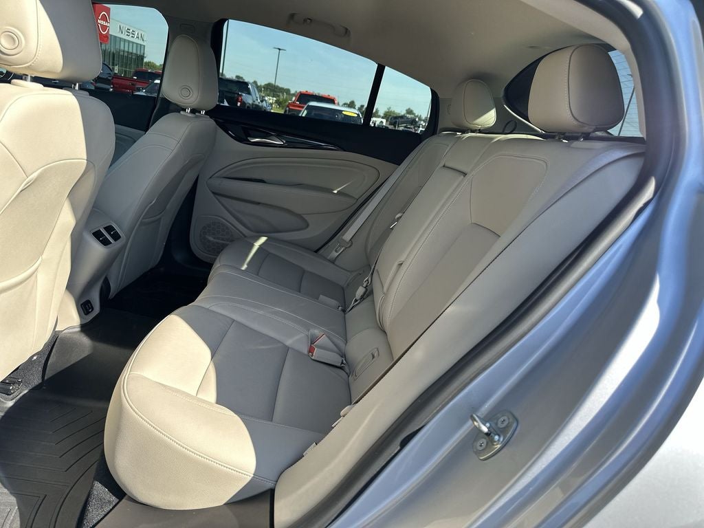 2018 Buick Regal Essence