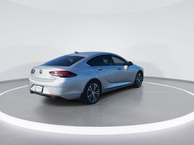 2018 Buick Regal Essence