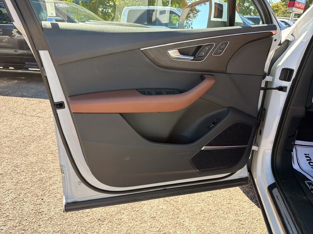 2021 Audi Q7 45 Premium Plus quattro