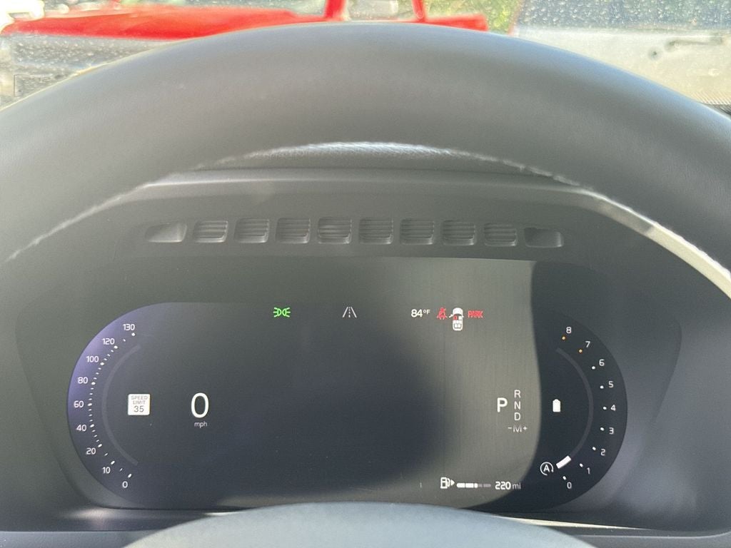 2024 Volvo XC90 B6 Plus Bright Theme