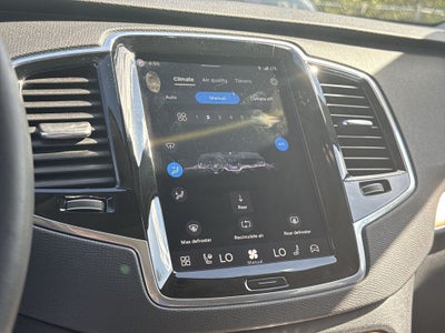 2024 Volvo XC90 B6 Plus Bright Theme