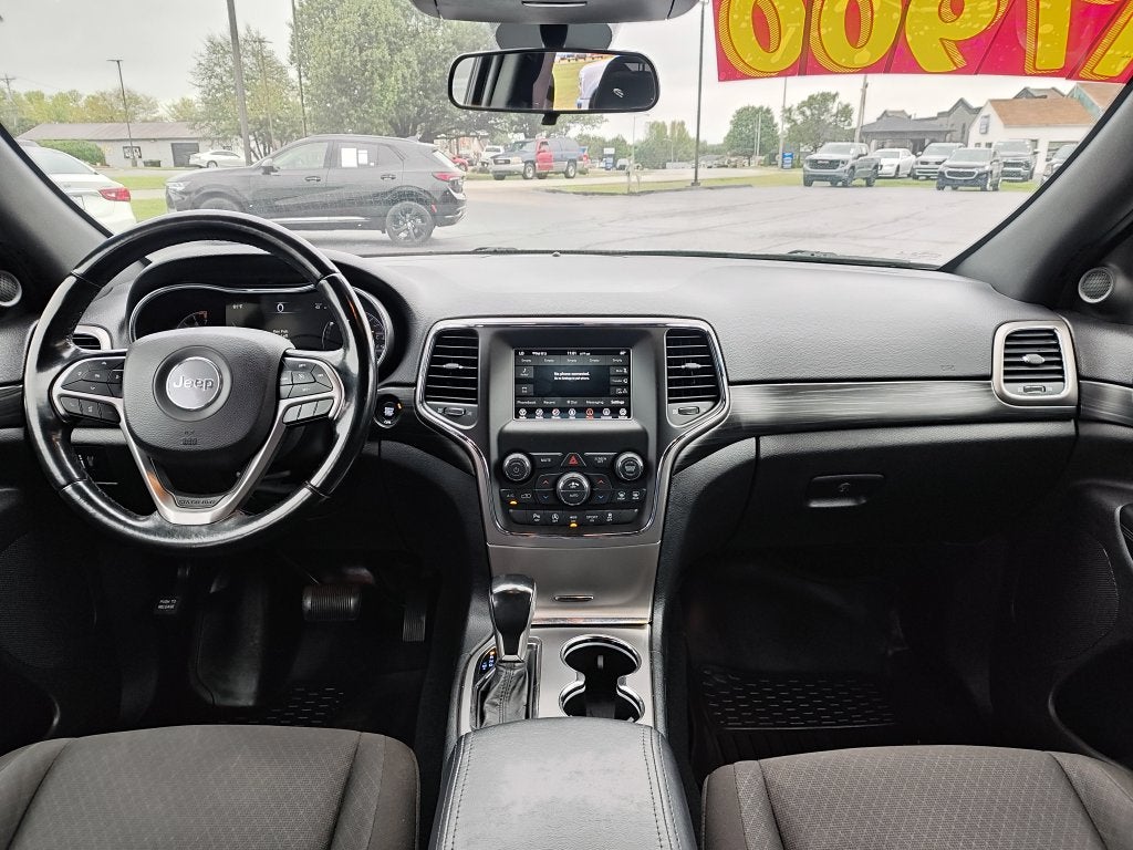 2020 Jeep Grand Cherokee Laredo E