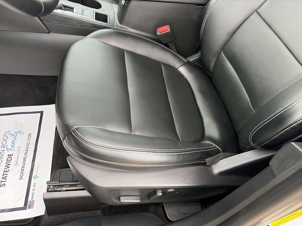 2025 Ford Escape Platinum