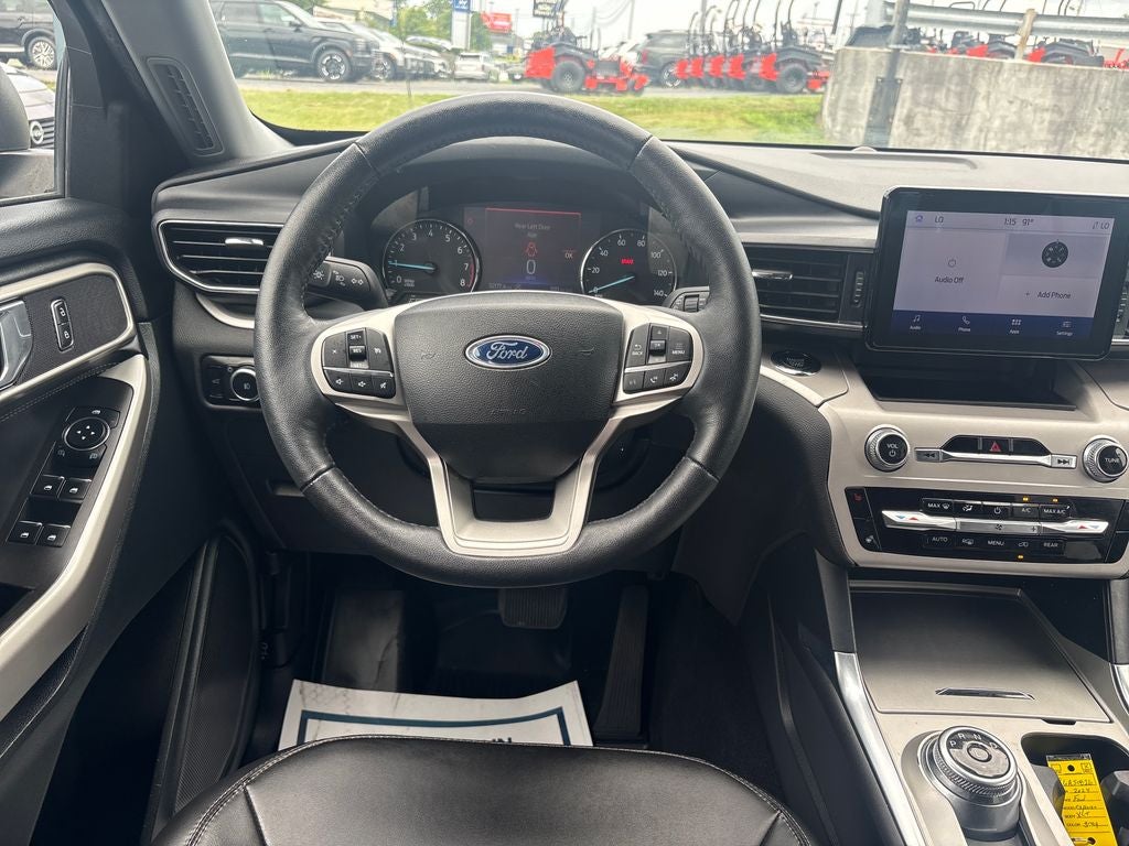 2024 Ford Explorer XLT