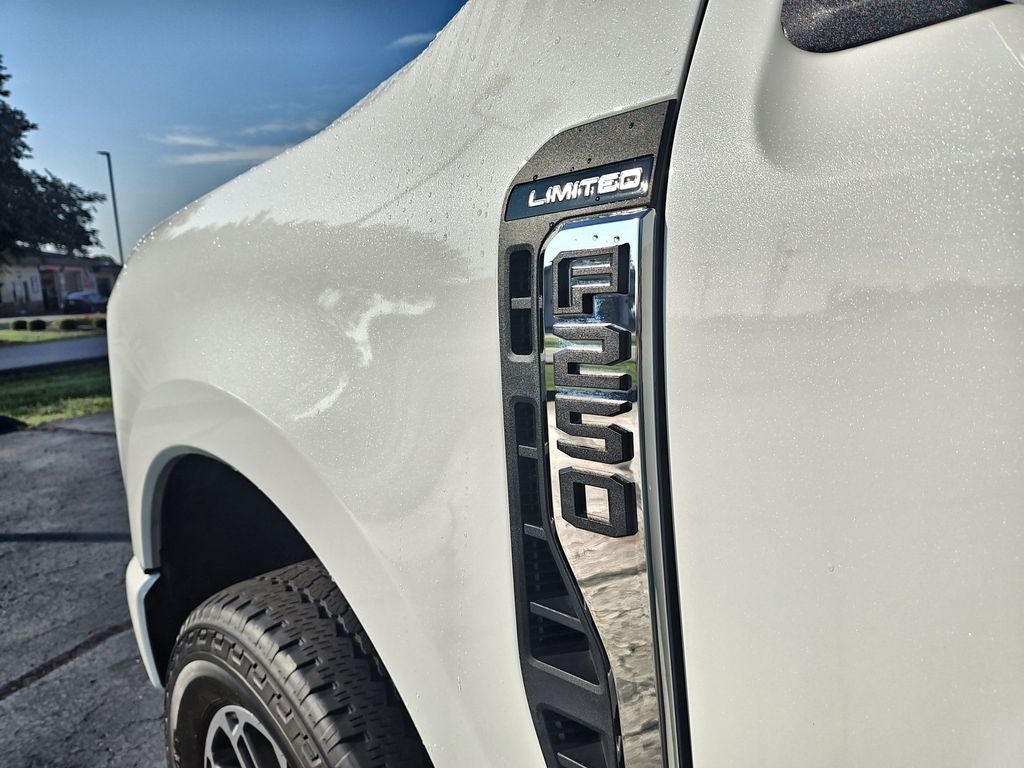 2024 Ford F-250SD Limited