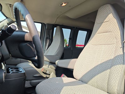 2025 Chevrolet Express 3500 LT Passenger