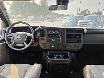 2025 Chevrolet Express 3500 LT Passenger