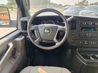 2025 Chevrolet Express 3500 LT Passenger