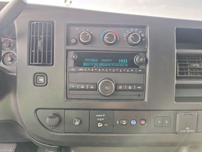 2025 Chevrolet Express 3500 LT Passenger