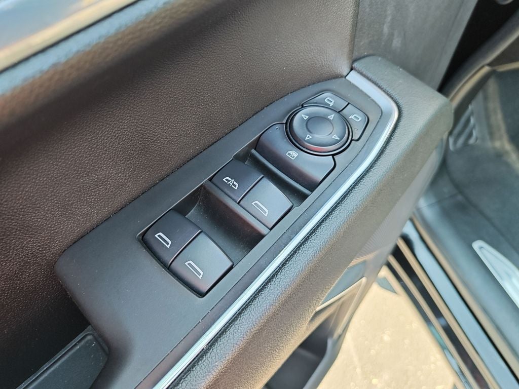 2025 Chevrolet Silverado 1500 LT LT1