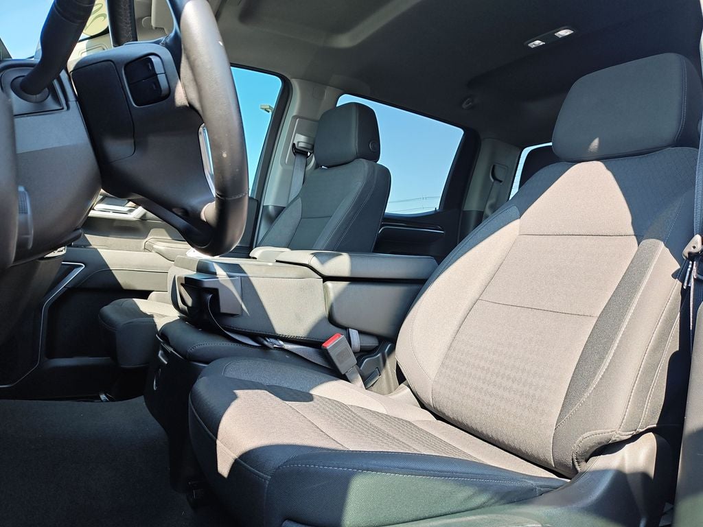 2025 Chevrolet Silverado 1500 LT LT1