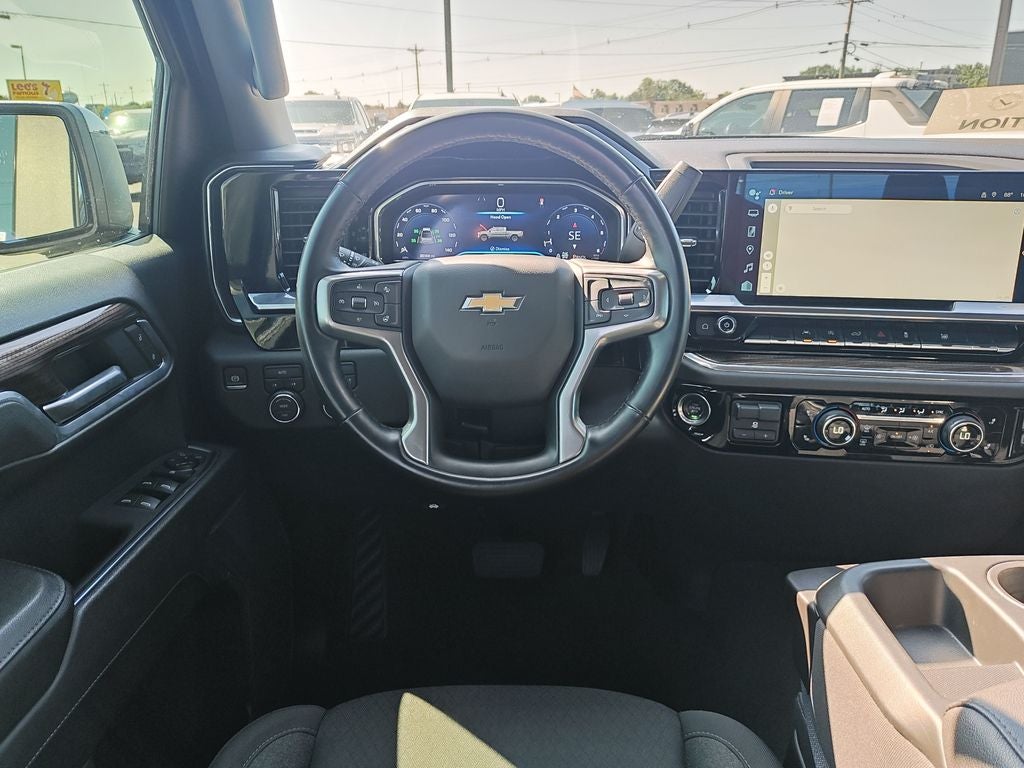 2025 Chevrolet Silverado 1500 LT LT1