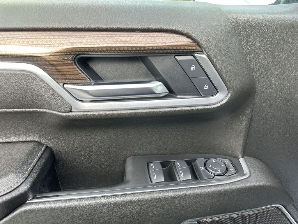 2025 Chevrolet Silverado 1500 LT LT1