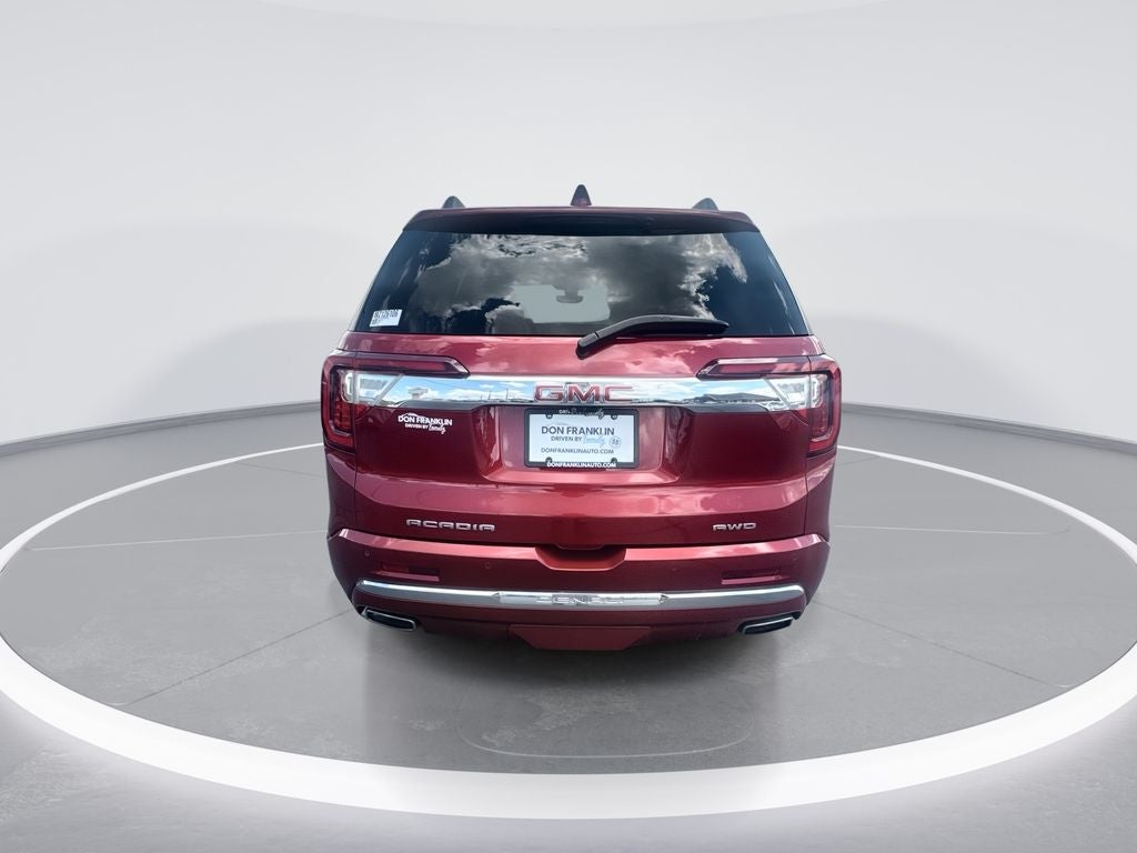 2021 GMC Acadia Denali