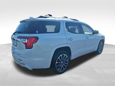 2022 GMC Acadia Denali