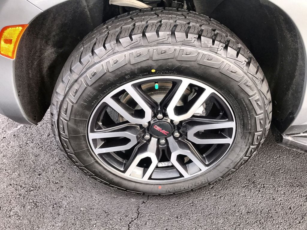 2024 GMC Yukon AT4