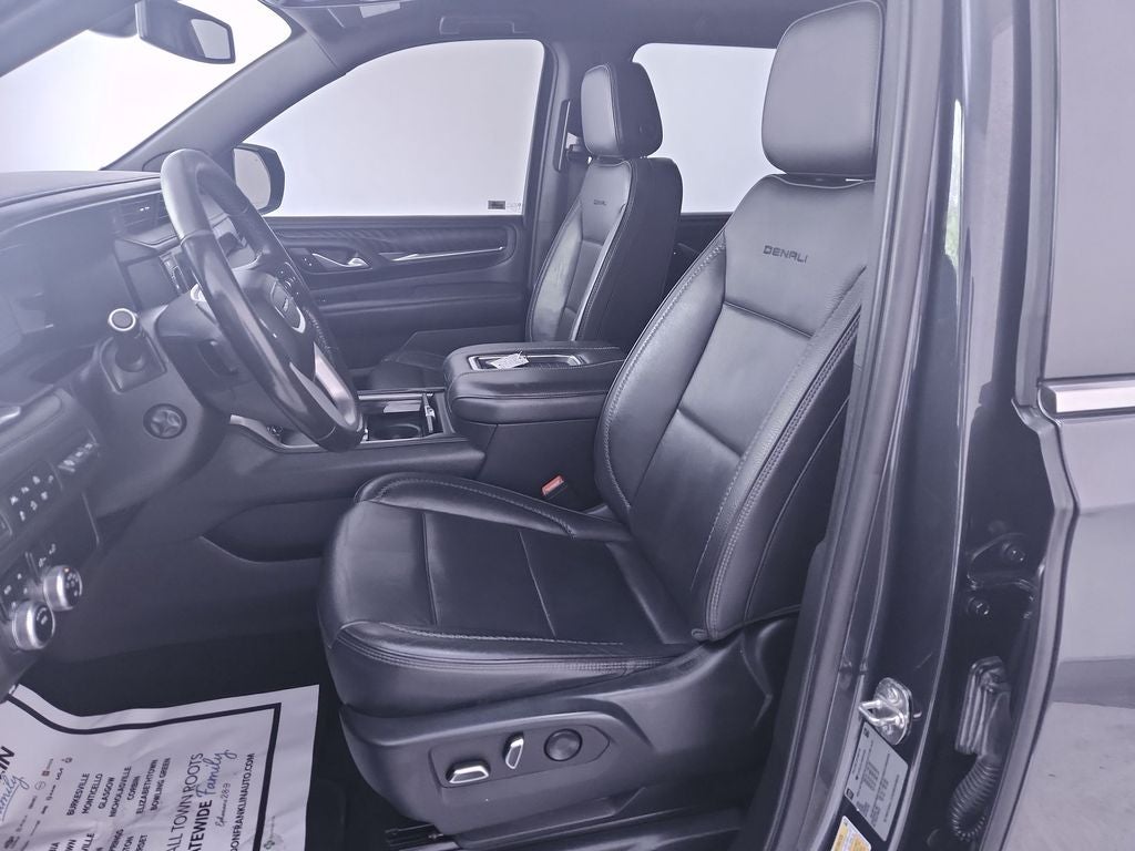 2022 GMC Yukon XL Denali