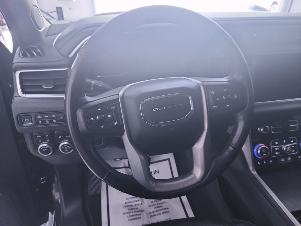 2022 GMC Yukon XL Denali