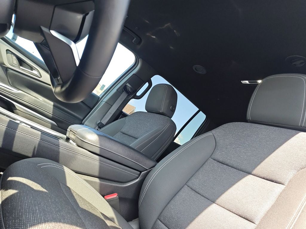 2025 Chevrolet Traverse LT 2LT
