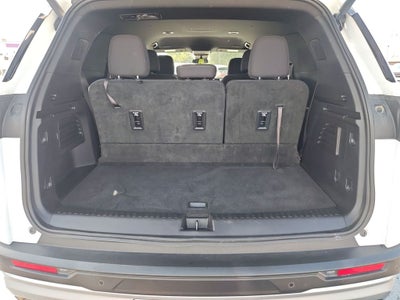2025 Chevrolet Traverse LT 2LT