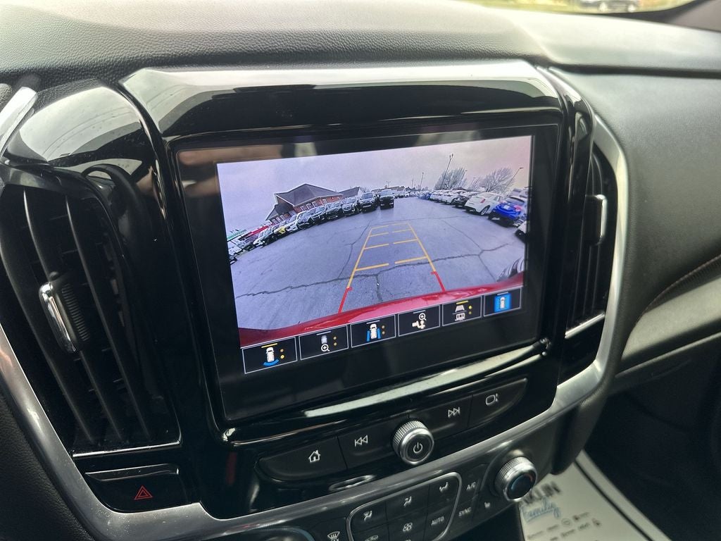 2022 Chevrolet Traverse RS