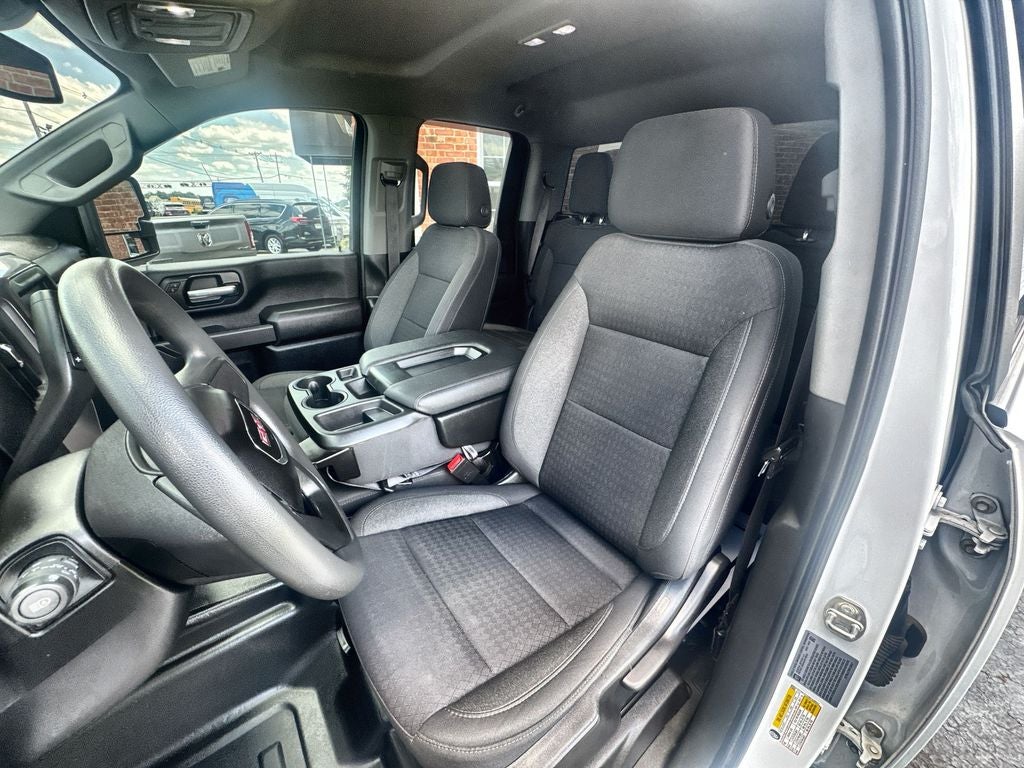 2024 GMC Sierra 2500HD Pro
