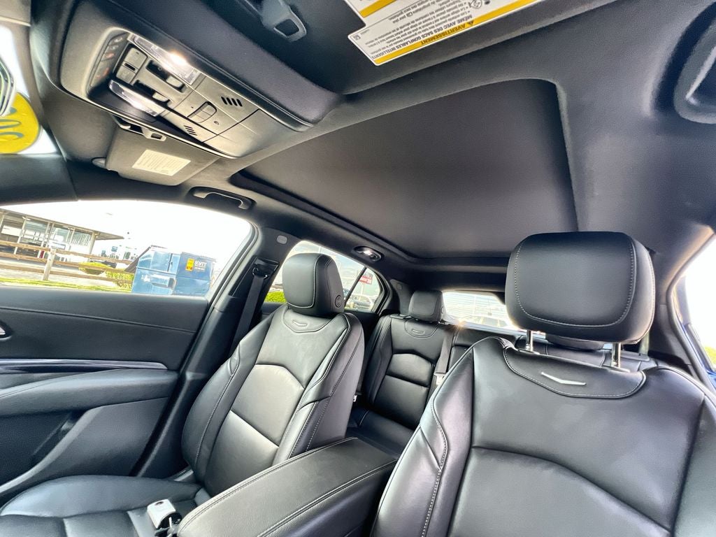 2023 Cadillac XT4 Luxury