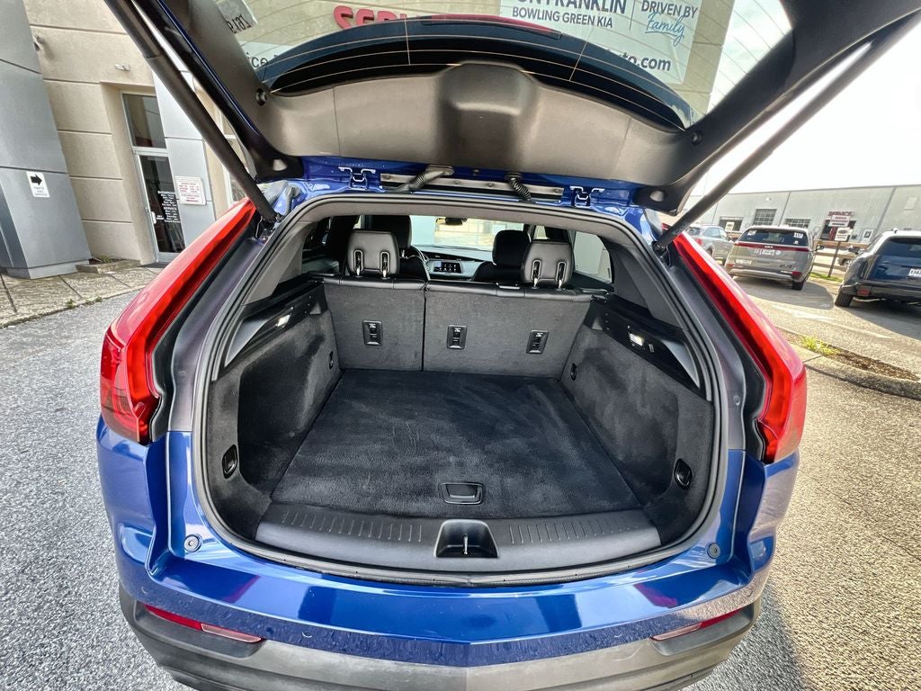 2023 Cadillac XT4 Luxury