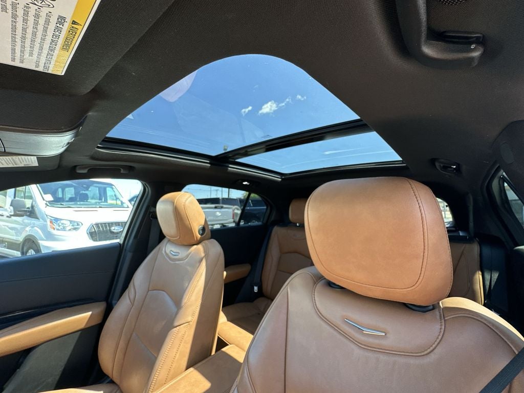 2024 Cadillac XT4 Premium Luxury