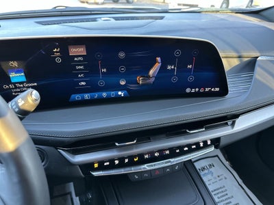 2025 Cadillac XT4 Premium Luxury