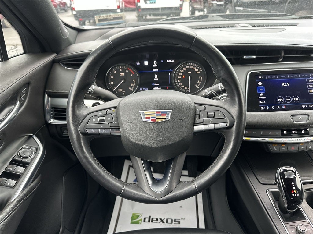 2023 Cadillac XT4 Premium Luxury