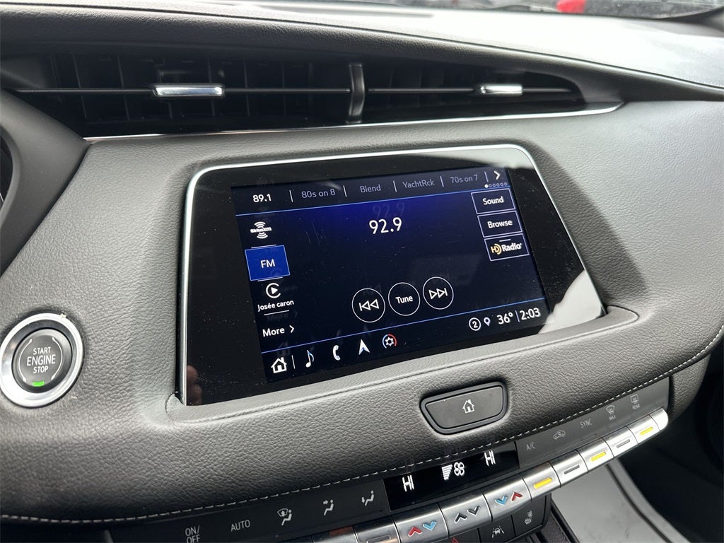 2023 Cadillac XT4 Premium Luxury